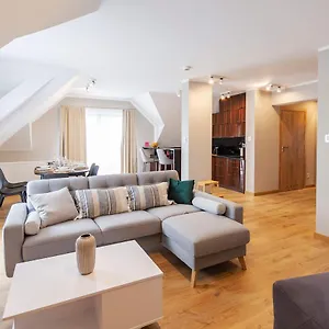  Apartament Vacationclub - Karkonoska 10